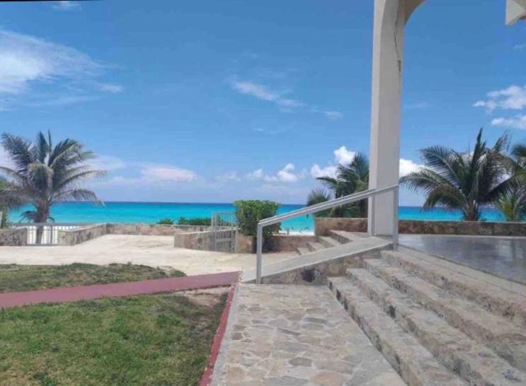 Studio Oceanfront Prime Location カンクン エクステリア 写真