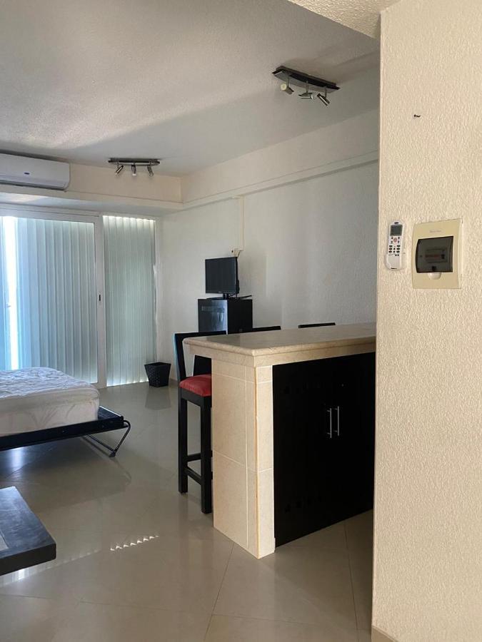 Studio Oceanfront Prime Location カンクン エクステリア 写真