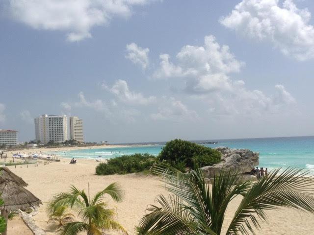 Studio Oceanfront Prime Location カンクン エクステリア 写真